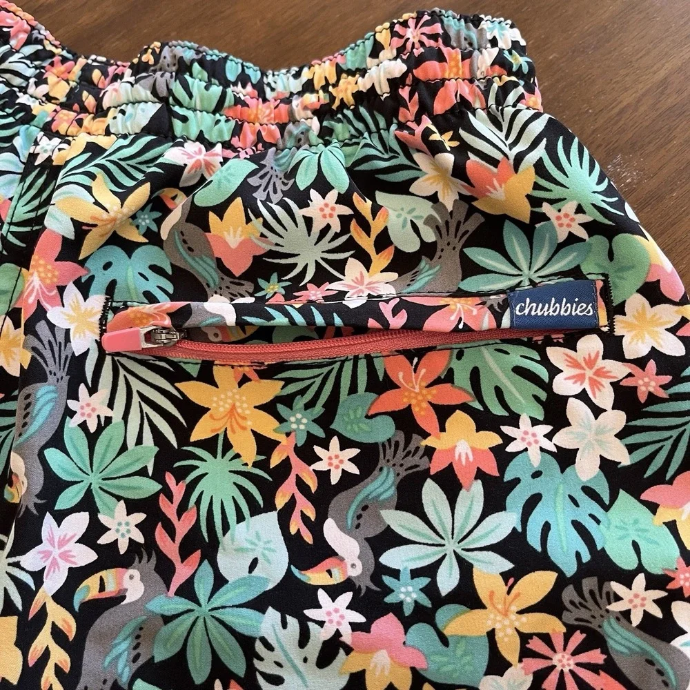 Chubbies Swim Trunks Men's Small Tropical Toucan Floral 5.5